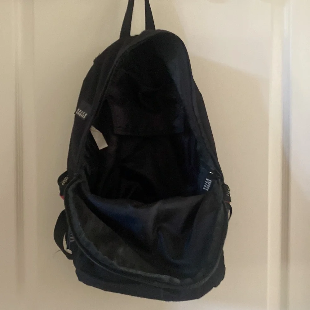 BRICK BODIES Backpack Gym Bag Black Red EUC $25
